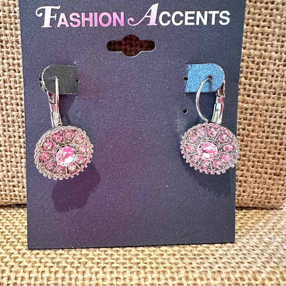 NWT Fashion Accents Earrings silver tone / clear crystal rhinestones - Picture 2 of 12